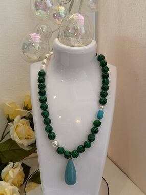 Malachite, Turquoise & Pearls Beaded Pendant Necklace – Elegant Women’s Jewelry